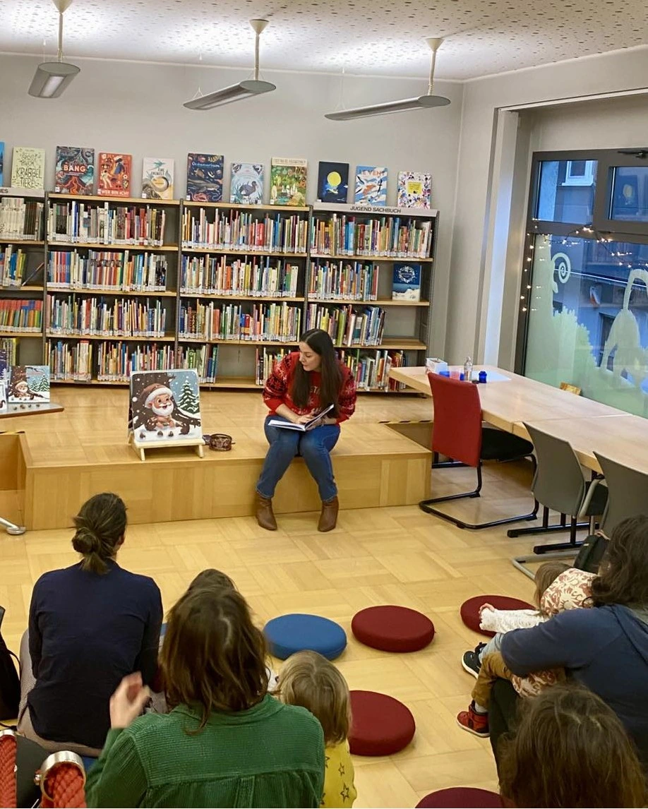 Storytelling session at Dudelange library